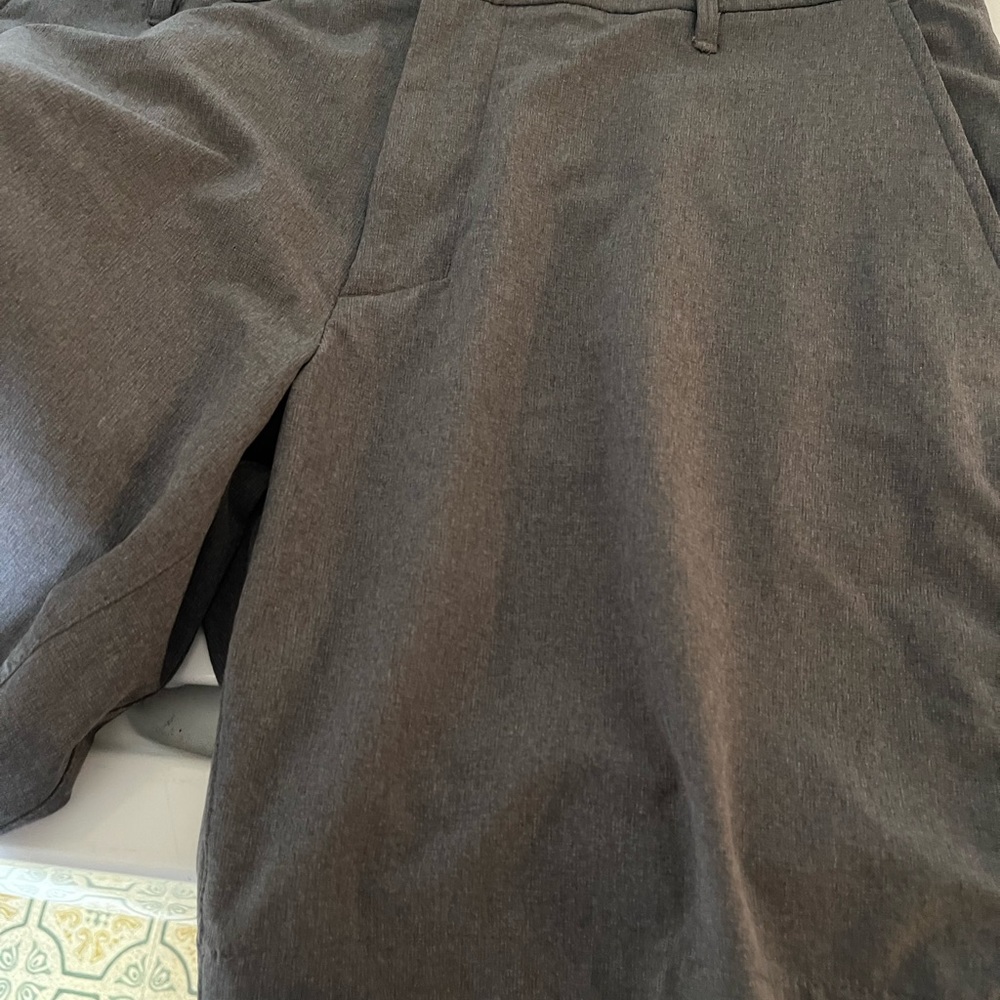 Men’s golf shorts / waist 38